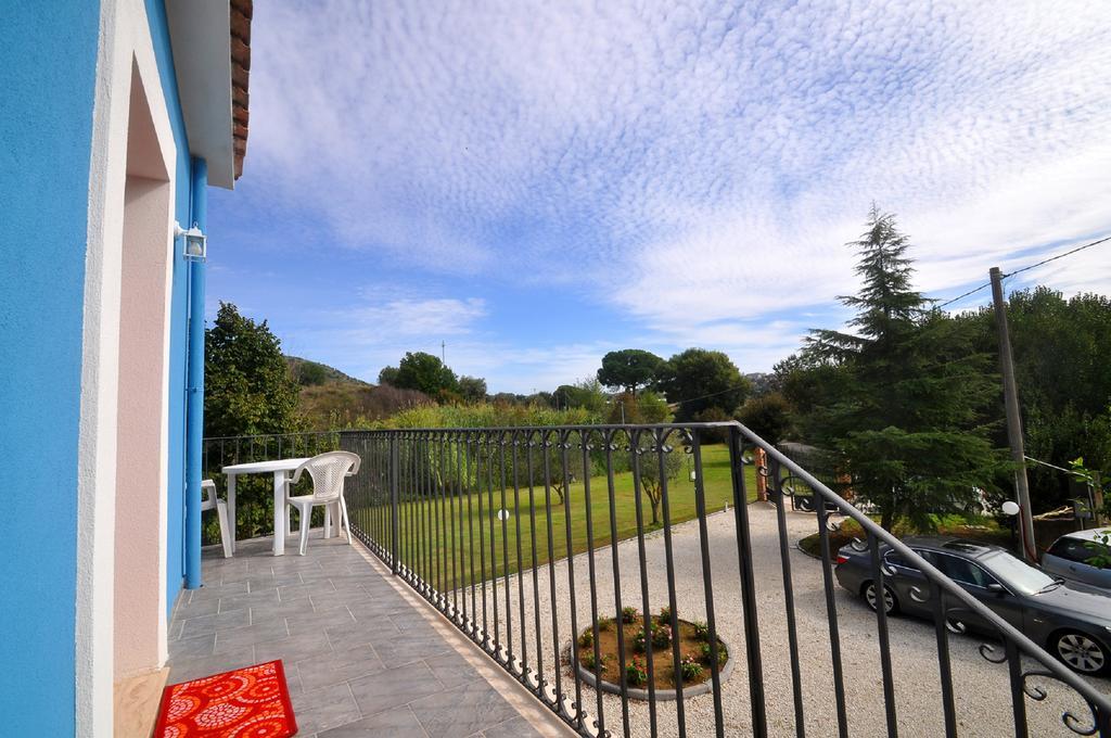 Apartmán La Casa Blu Mirabella Imbaccari Exteriér fotografie