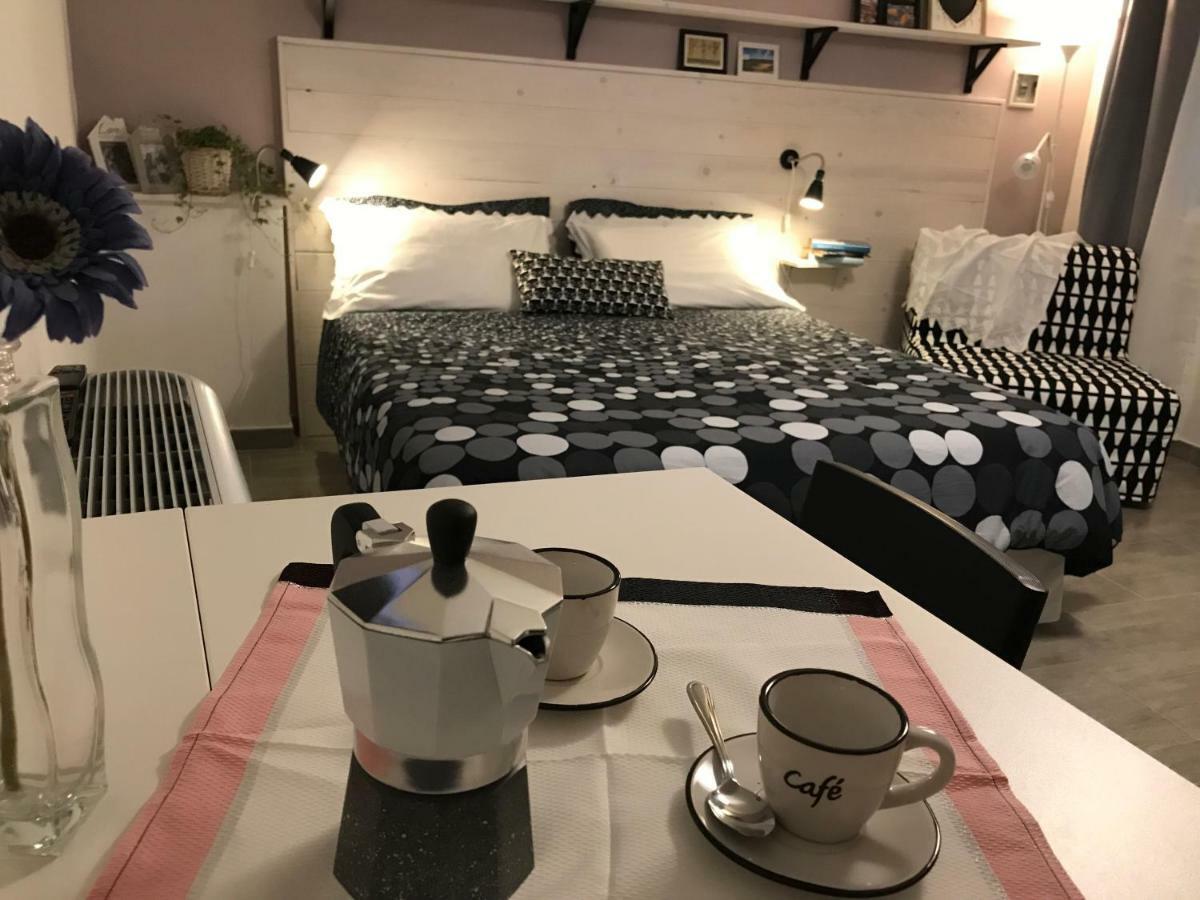Apartmán La Casa Blu Mirabella Imbaccari Exteriér fotografie